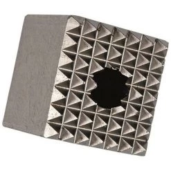 HIKOKI 751014 - Plaque 7x7 Connex Cylindrique De 22 à 26mm. Arbre 13 Mm 60x60mm